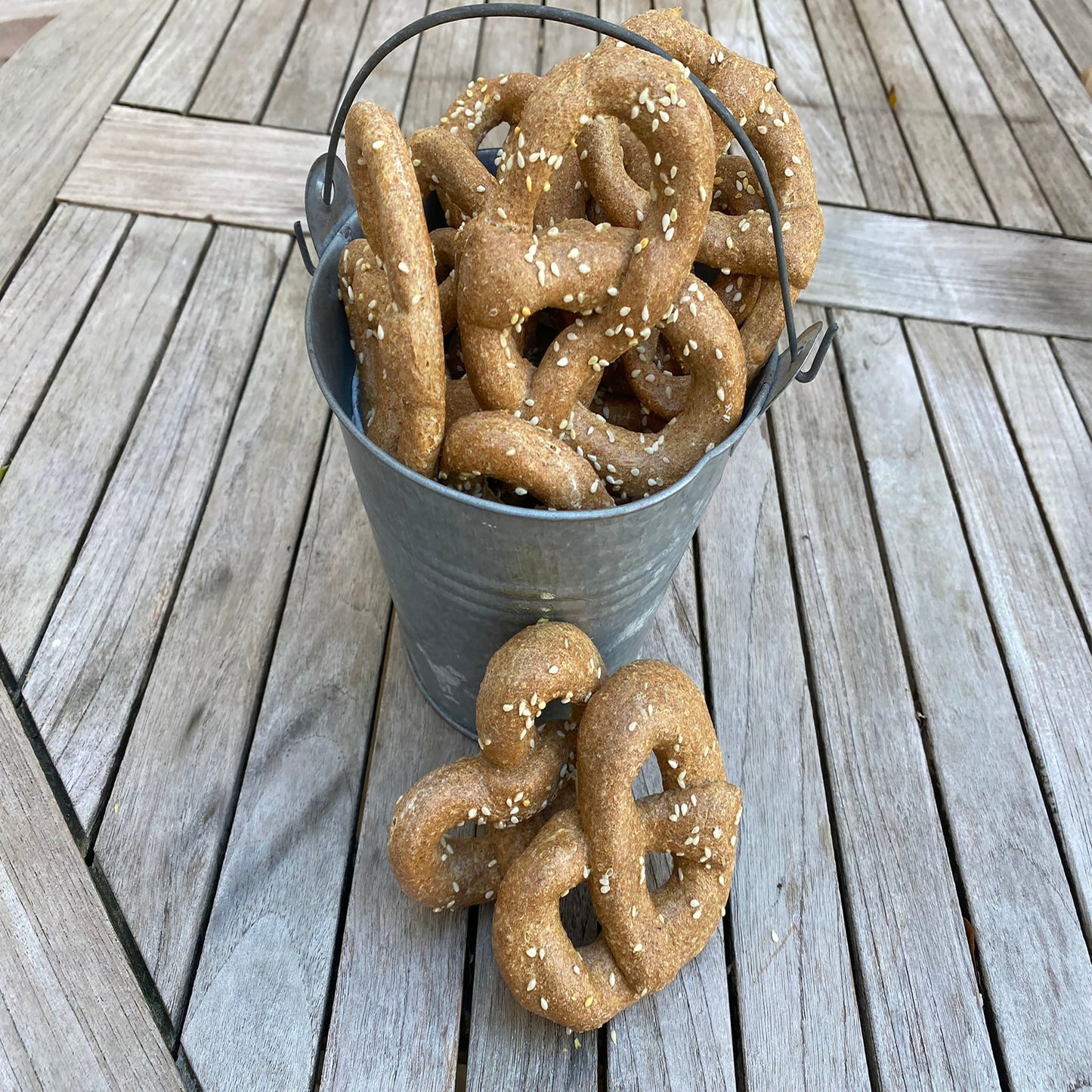 š¾ Organic Parmesan Pretzels Dog Treats